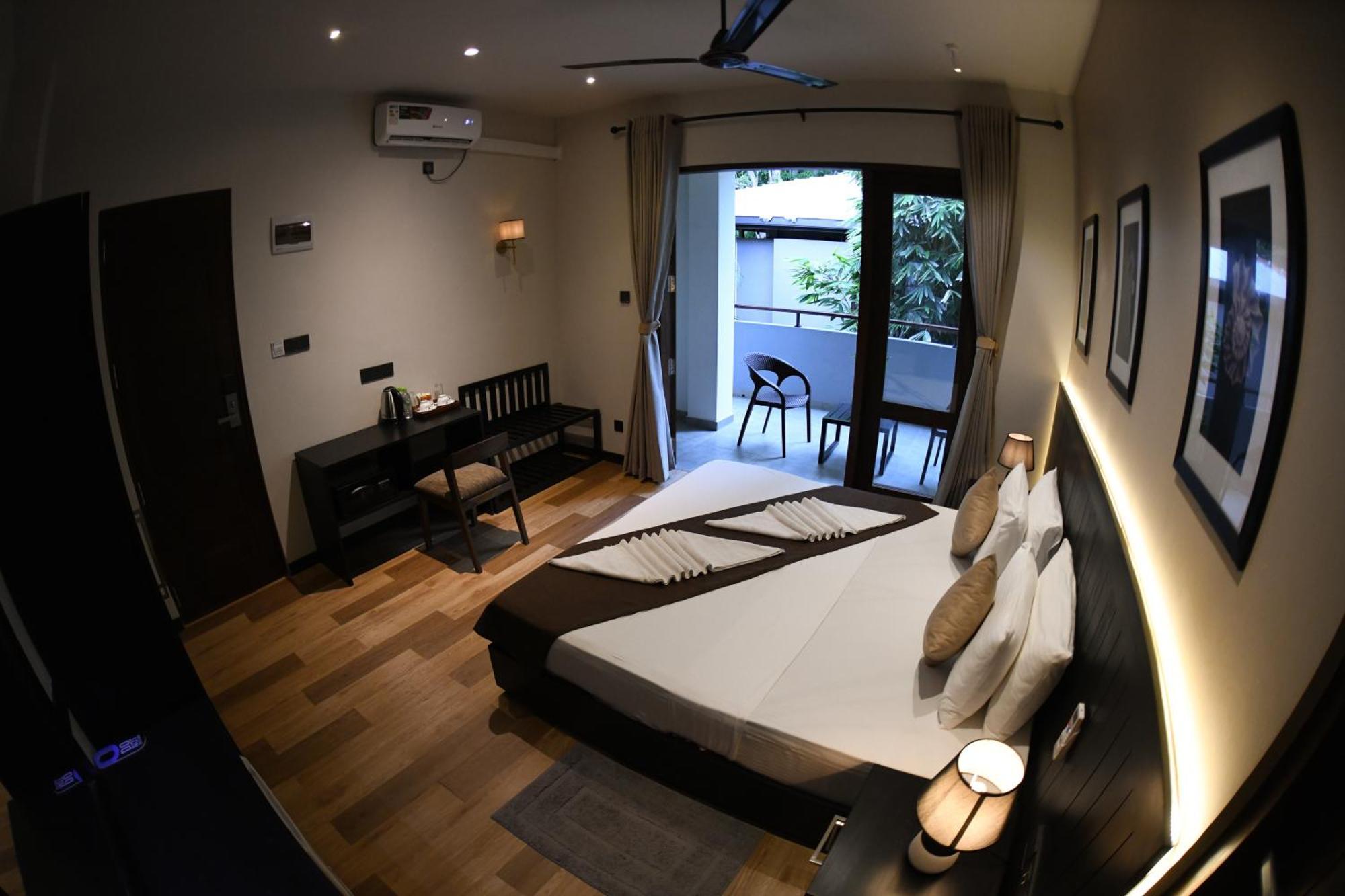 Hiriketiya Beach Resort Диквелла Экстерьер фото
